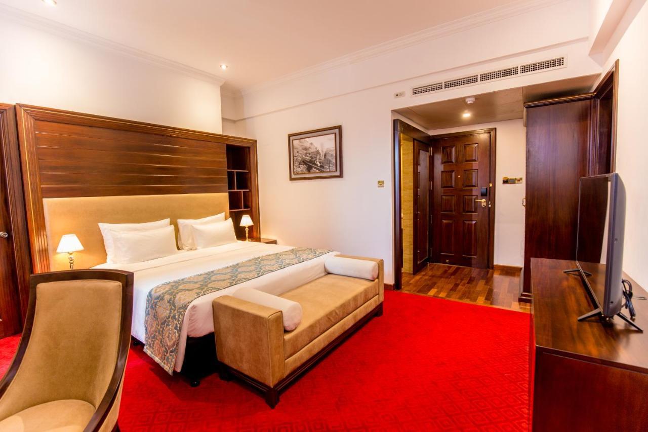 Deluxe Superior Room with Early check-in and Late Check-out (on Availability)