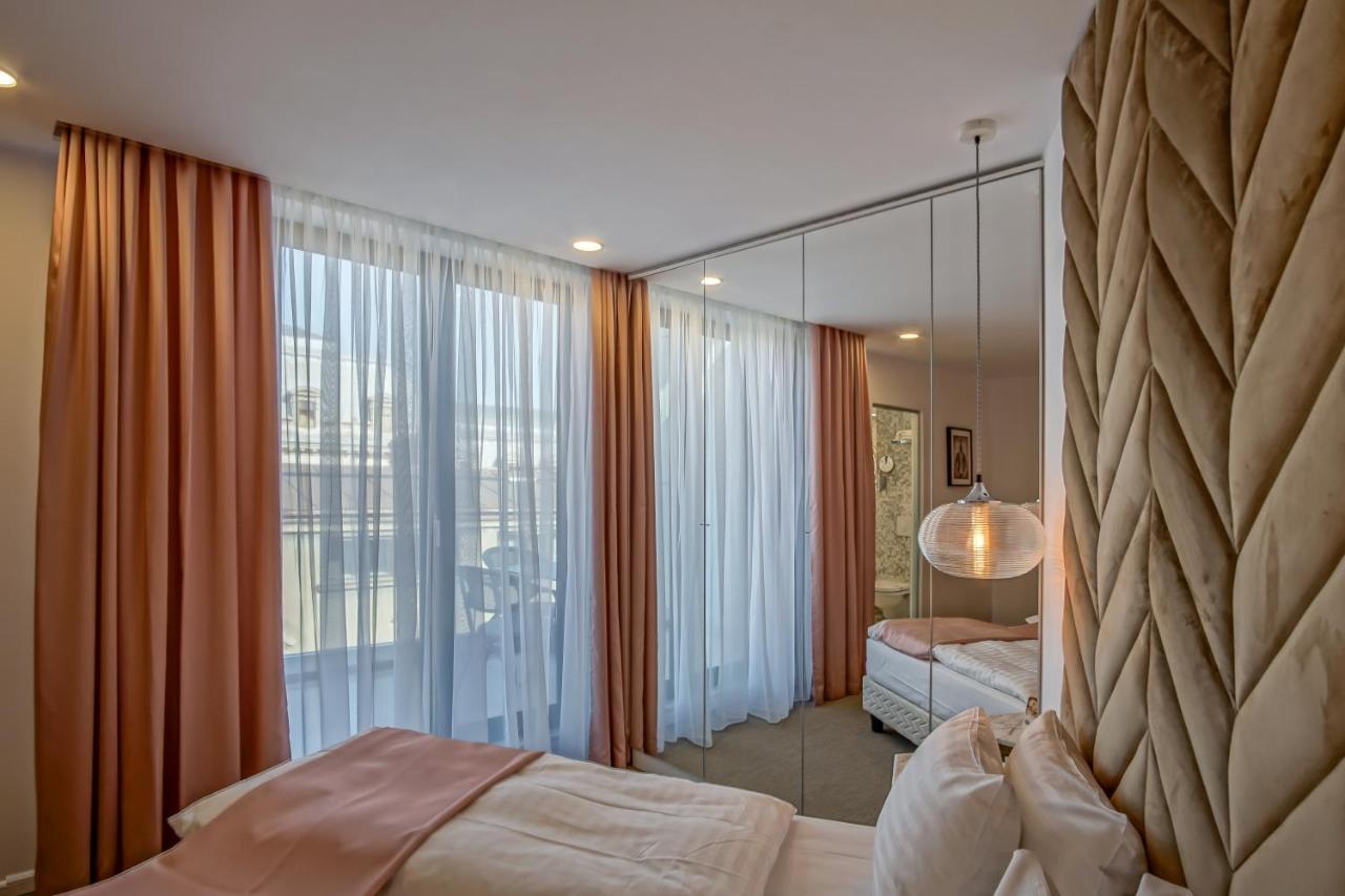 Deluxe Double Room Balcony