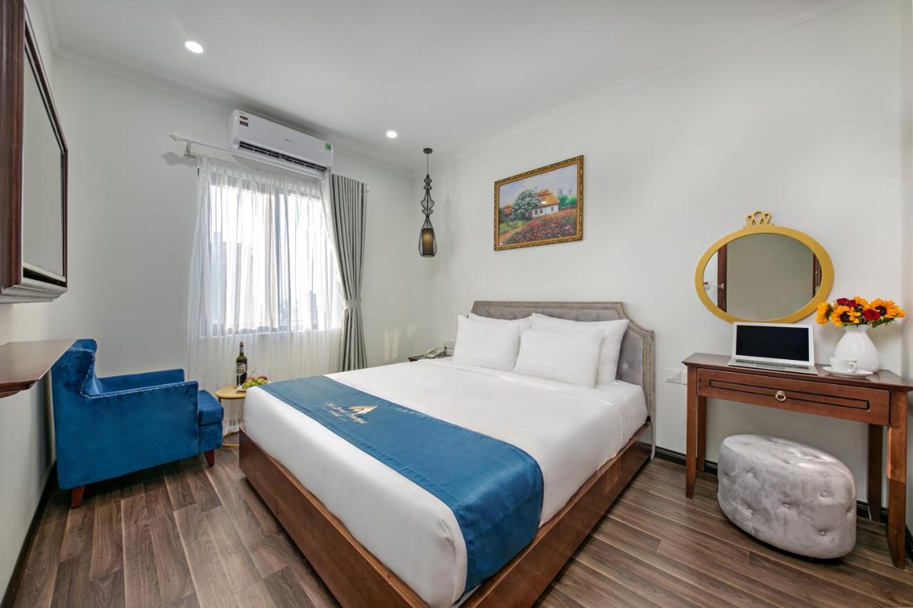Phòng Deluxe Giường Đôi Nhìn Ra Thành Phố