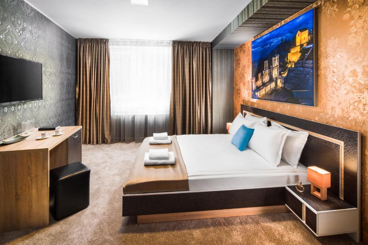 Double Room Park View Access to Relax Zone