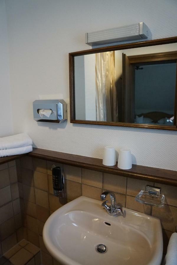 Standard Double Room,792612744:JPEG
