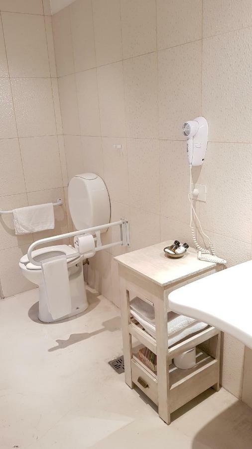 Double or Twin Room Disability Access