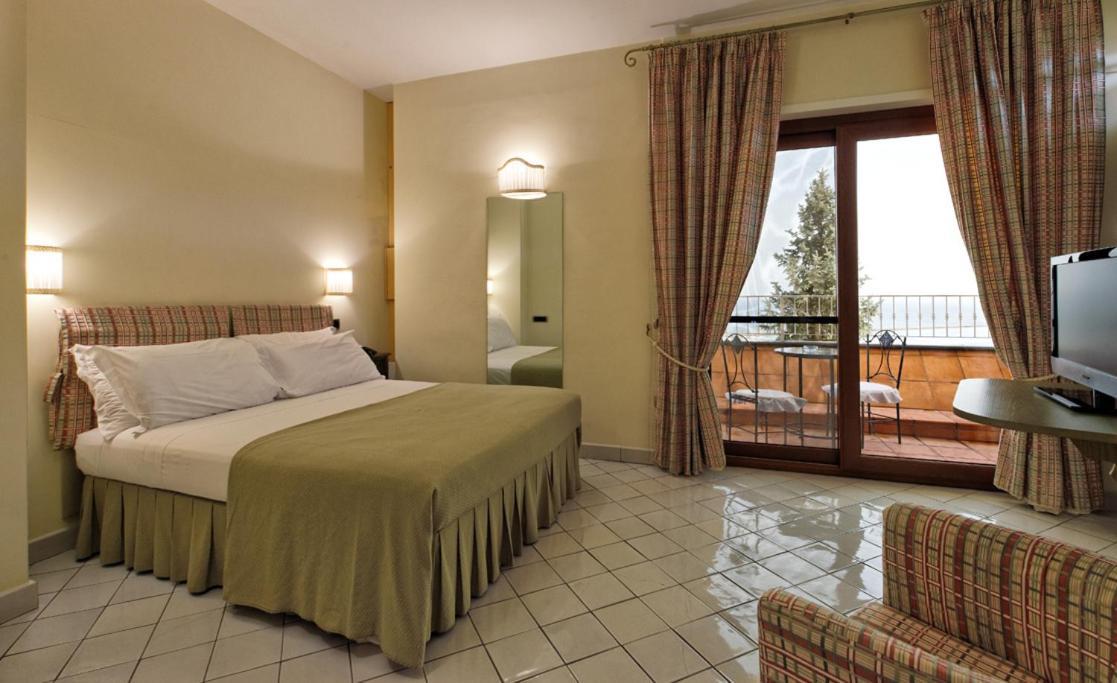Double Room Balcony Sea View