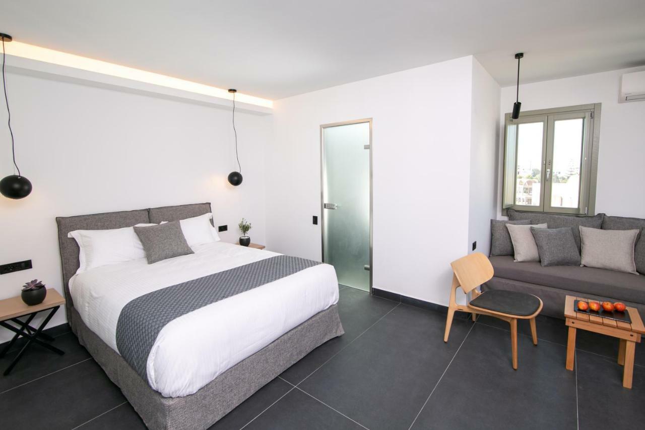 Master Suite with Panoramic Sea View