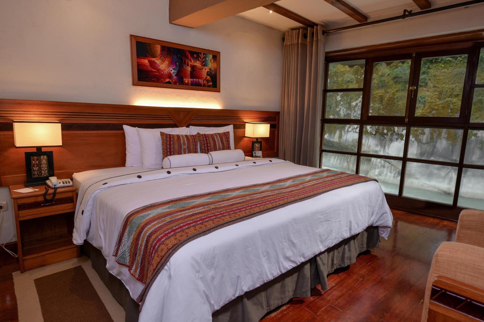 Habitación Superior con vistas al río - 1 cama extragrande o 2 camas individuales