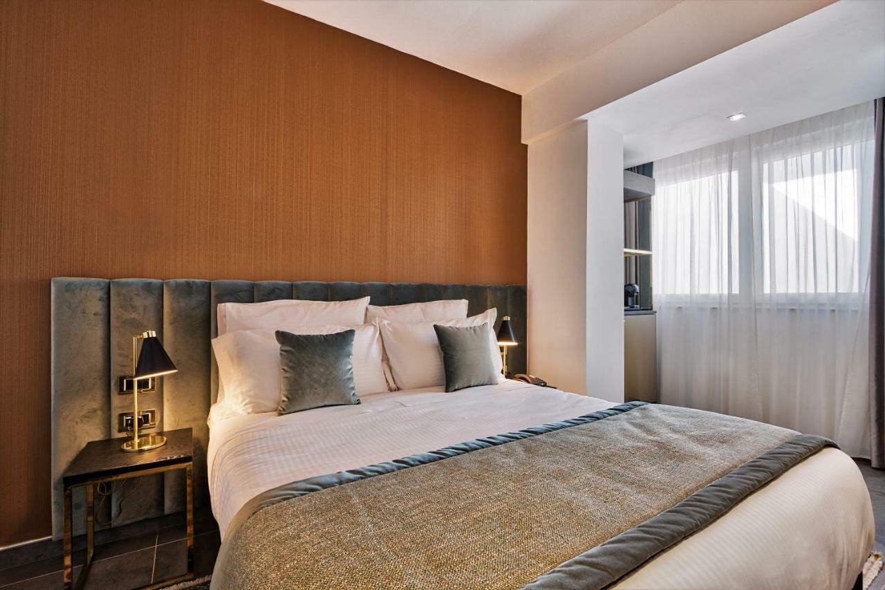 Double Room,835910453:JPEG
