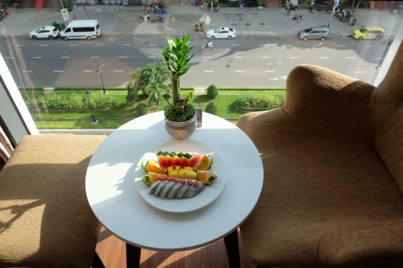 Phòng Deluxe Giường Đôi Nhìn Ra Thành Phố