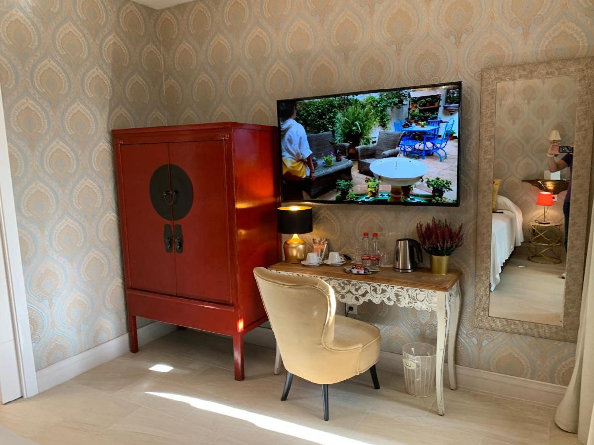 Deluxe Room,958480129:JPEG