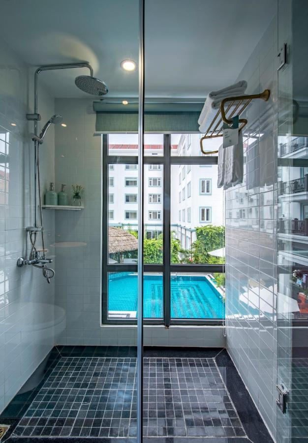 Rooftop Two-Bedroom Suite