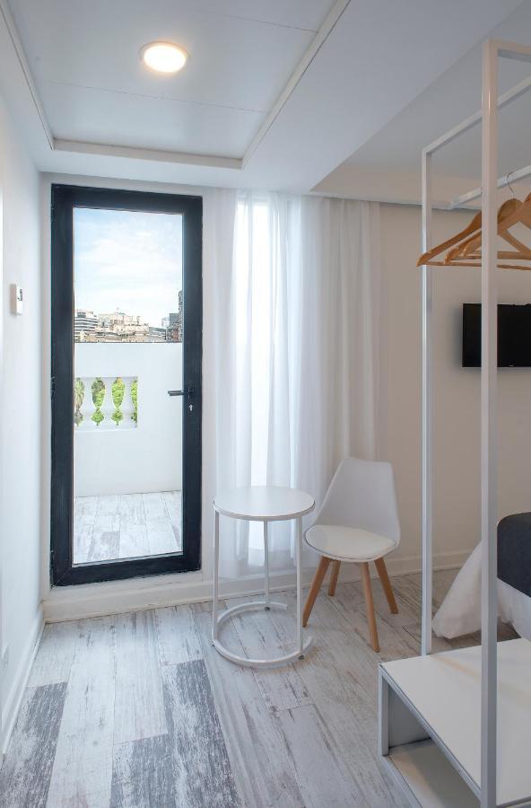 Balcony Room