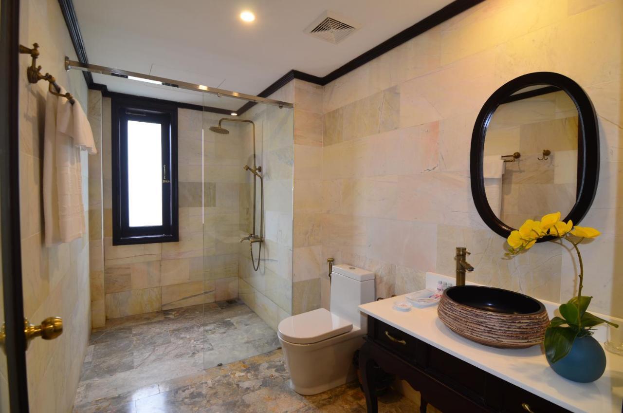 Executive Double Room City view or Garden View