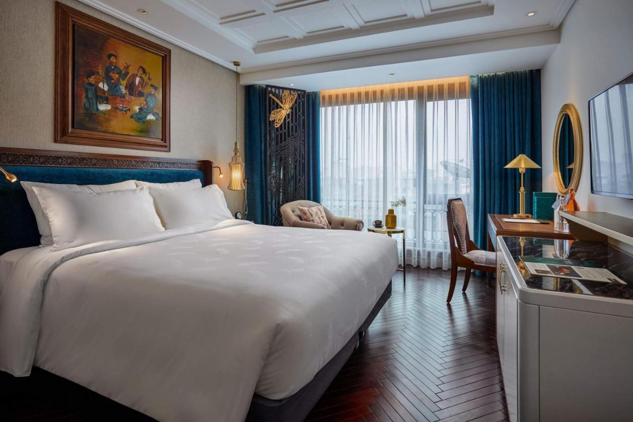 Grand Interconnecting Room