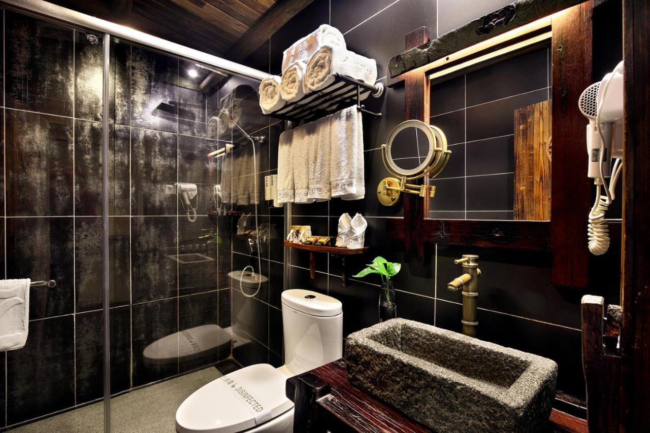 Deluxe Family Suite