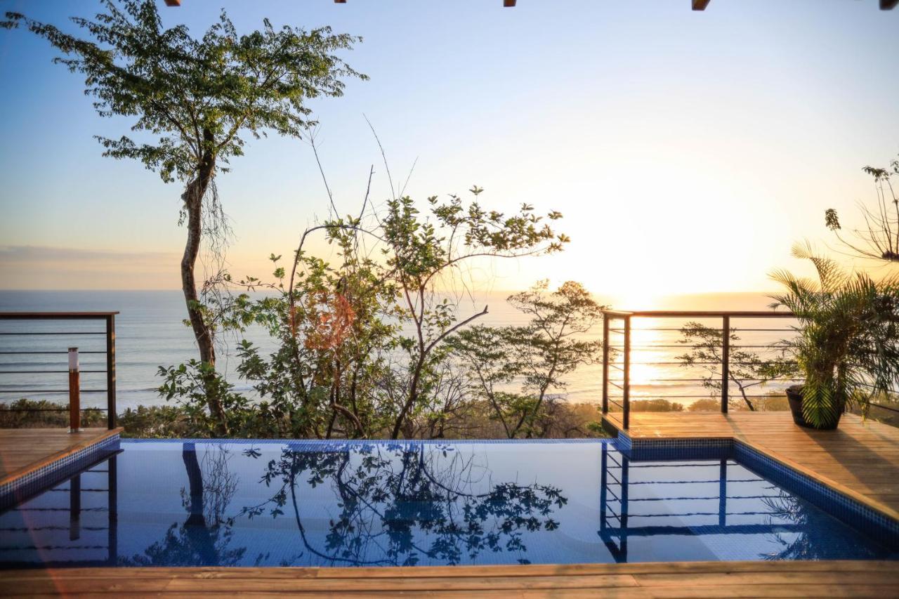 Larimar, Panoramic Suite with a Private Pool with Ocean Front