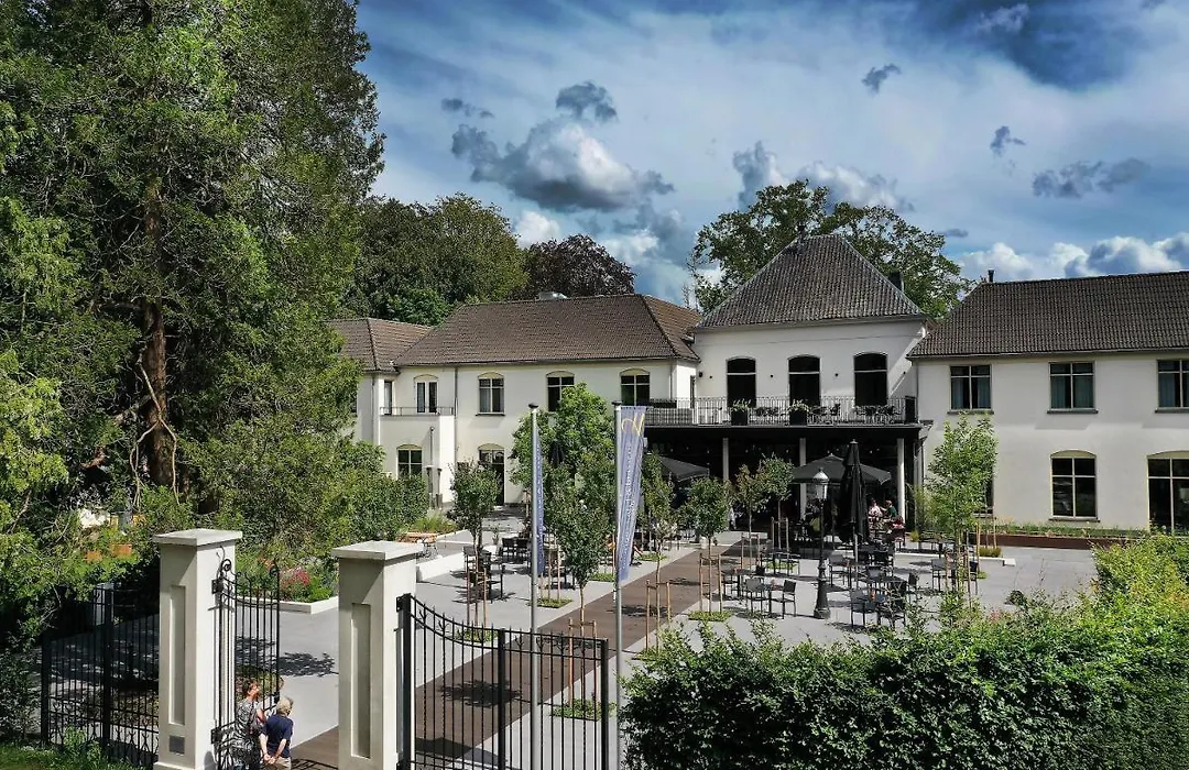 Boutique Hotel & Brasserie De Heerlyckheid-1