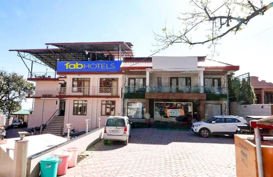 Fabhotel Red Leaf Mall Road Mussoorie-1