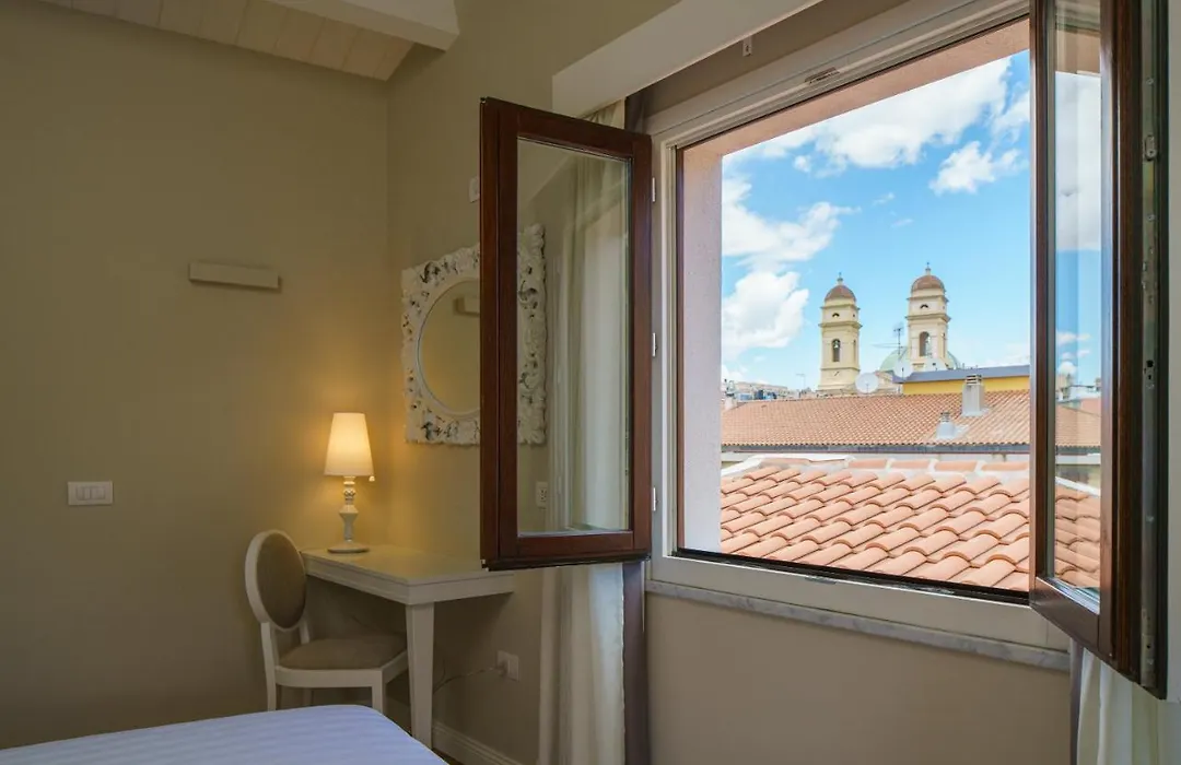 Boutique Hotel Carlo Felice-1