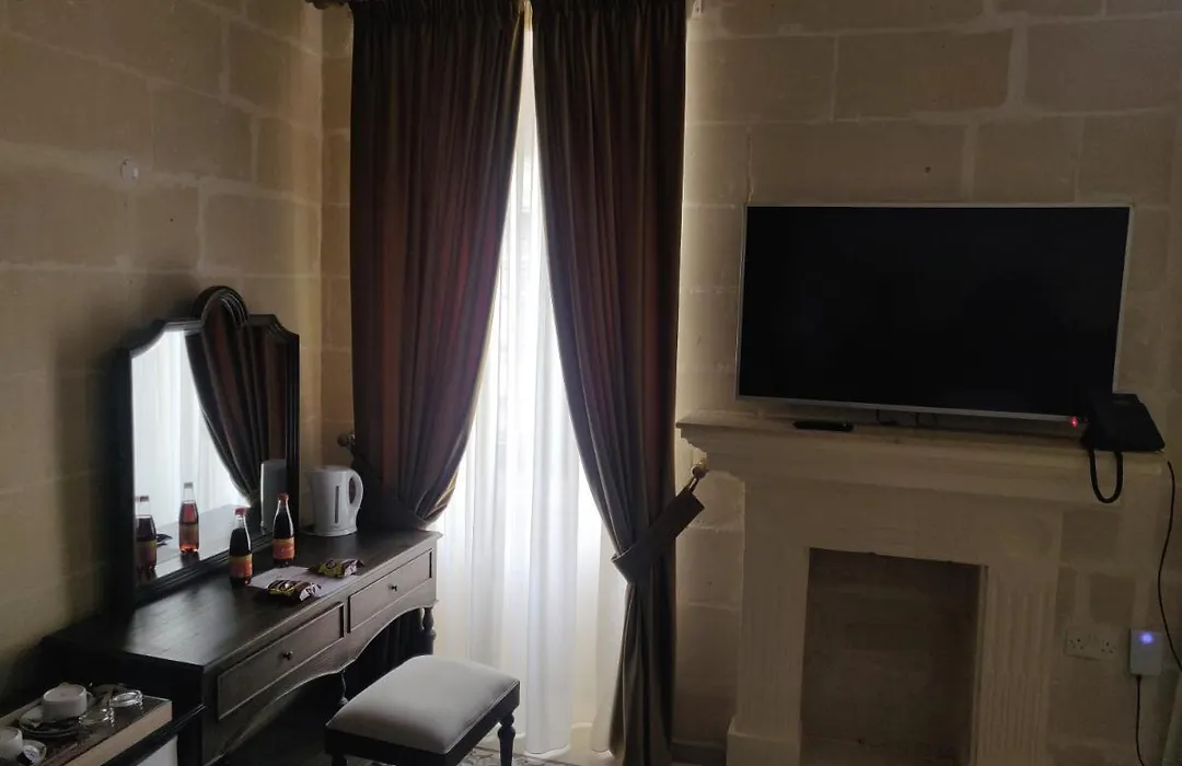 Central 214 Boutique Hotel-1