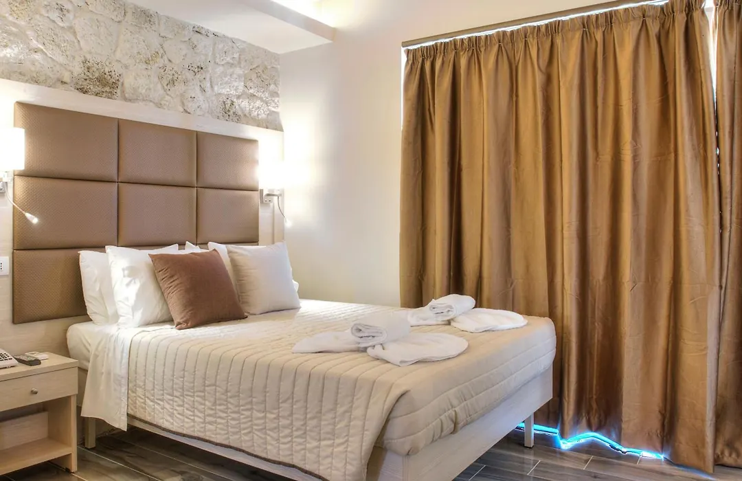 Porto Demo Hotel (Adults Only)-1