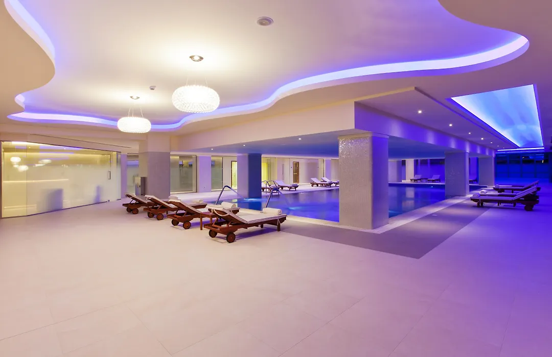 Boutique 5 Hotel & Spa - Adults Only-1