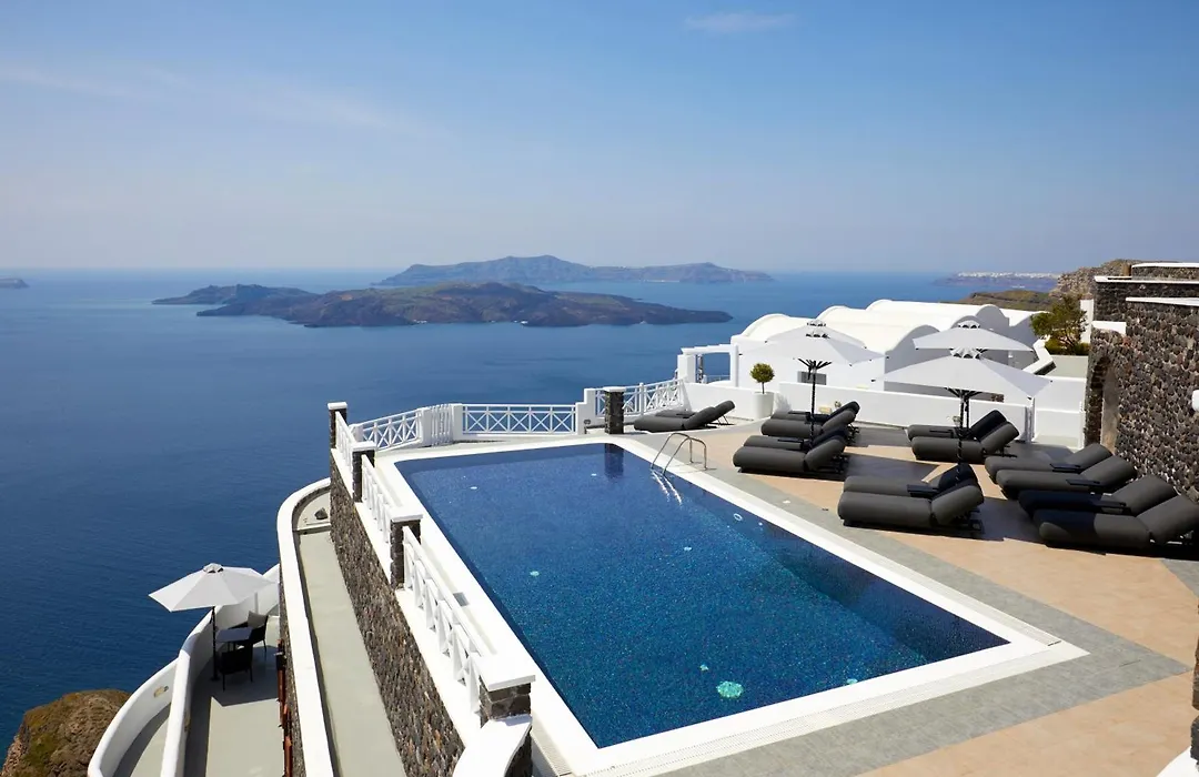Petit Palace Suites-1