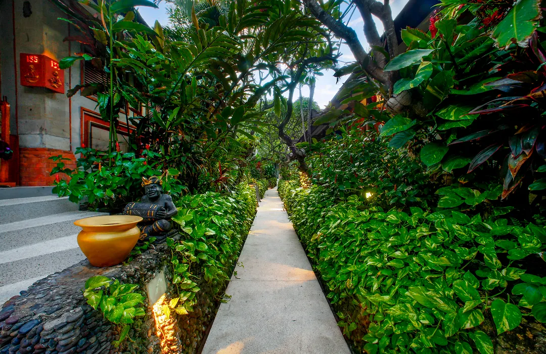 Kuta Seaview Beach Resort-1