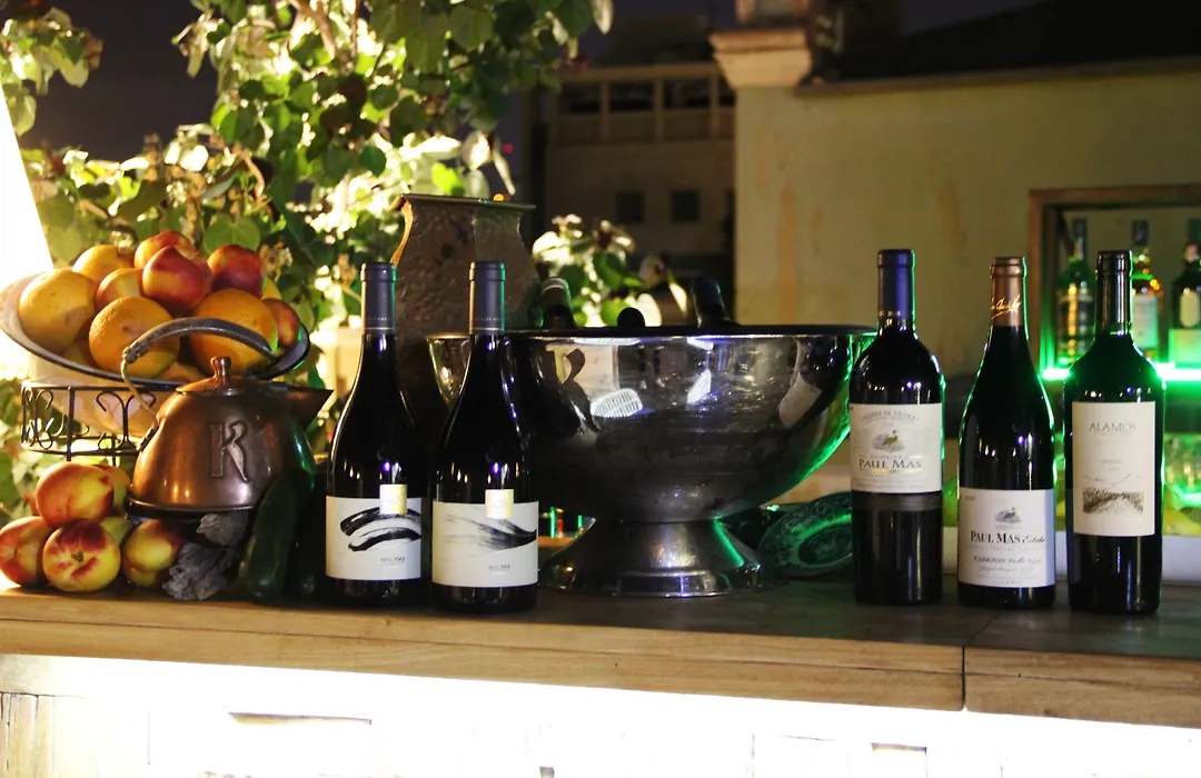 Alma Boutique Hotel & Lounge-1