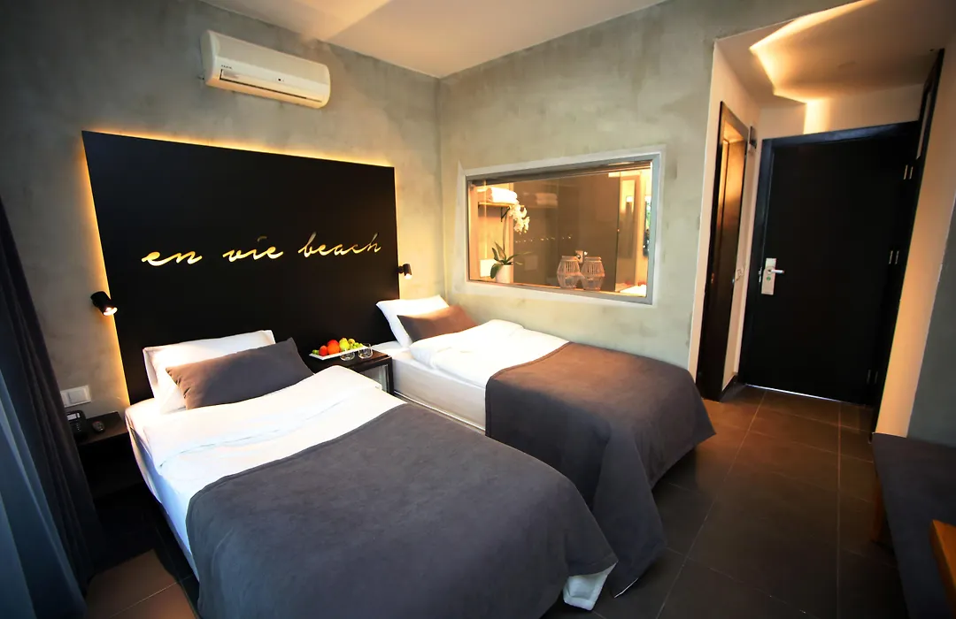 En Vie Beach Boutique Hotel - Adults Only-1