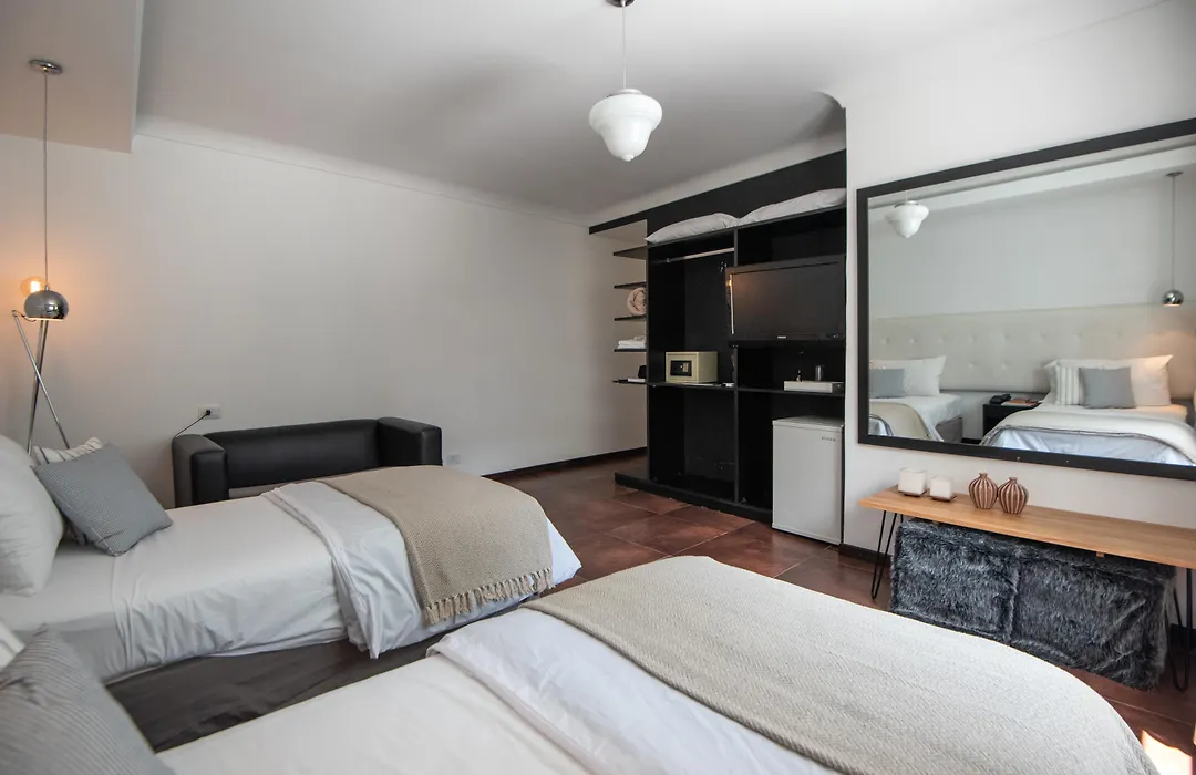 5411 Soho Hotel-1