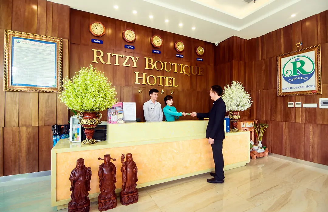 Ritzy Boutique Hotel Da Nang Beach-1