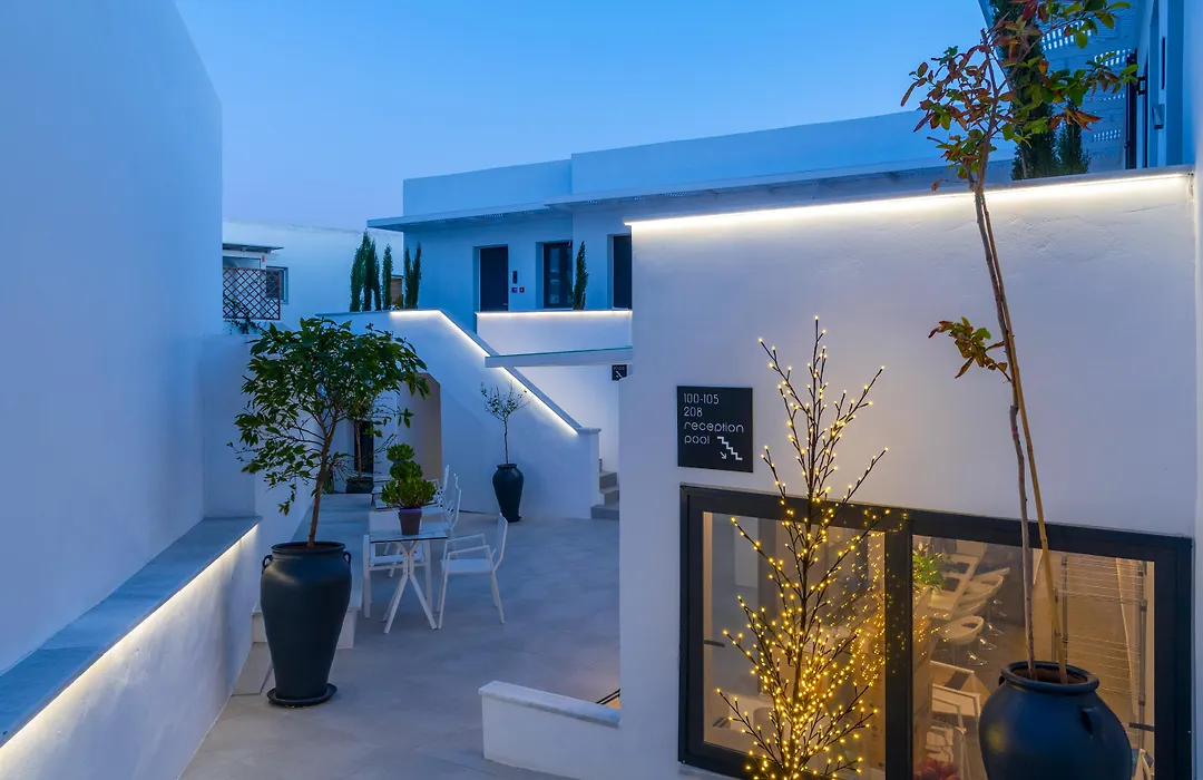 Central Boutique Hotel By Naoussa Hills-1