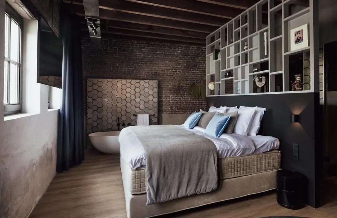 Cousins Boutique Hotel-1