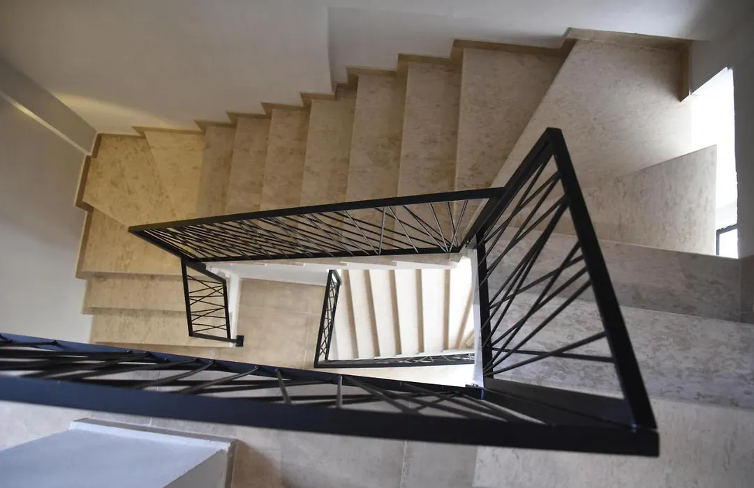 Gogo'S Boutique Hotel-1