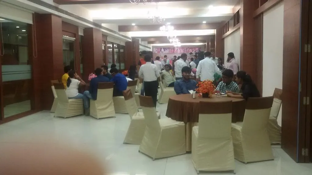 Sona South City-Huda City Centre-1