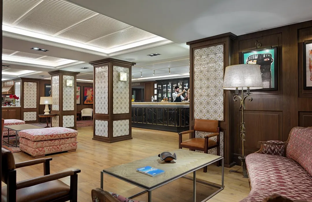 H10 Corregidor Boutique Hotel-1