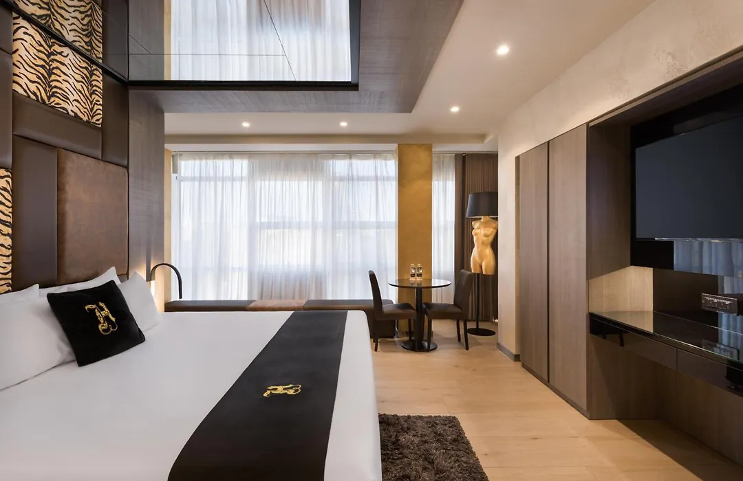 Hugo'S Boutique Hotel - Adults Only-1