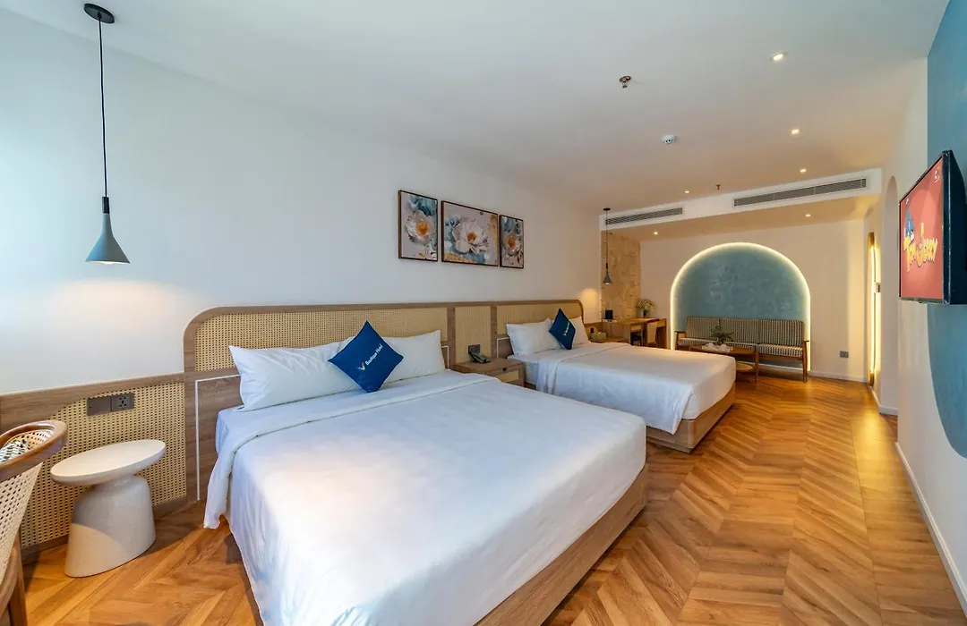 V Boutique Hotel - Complimentary Refreshments-1