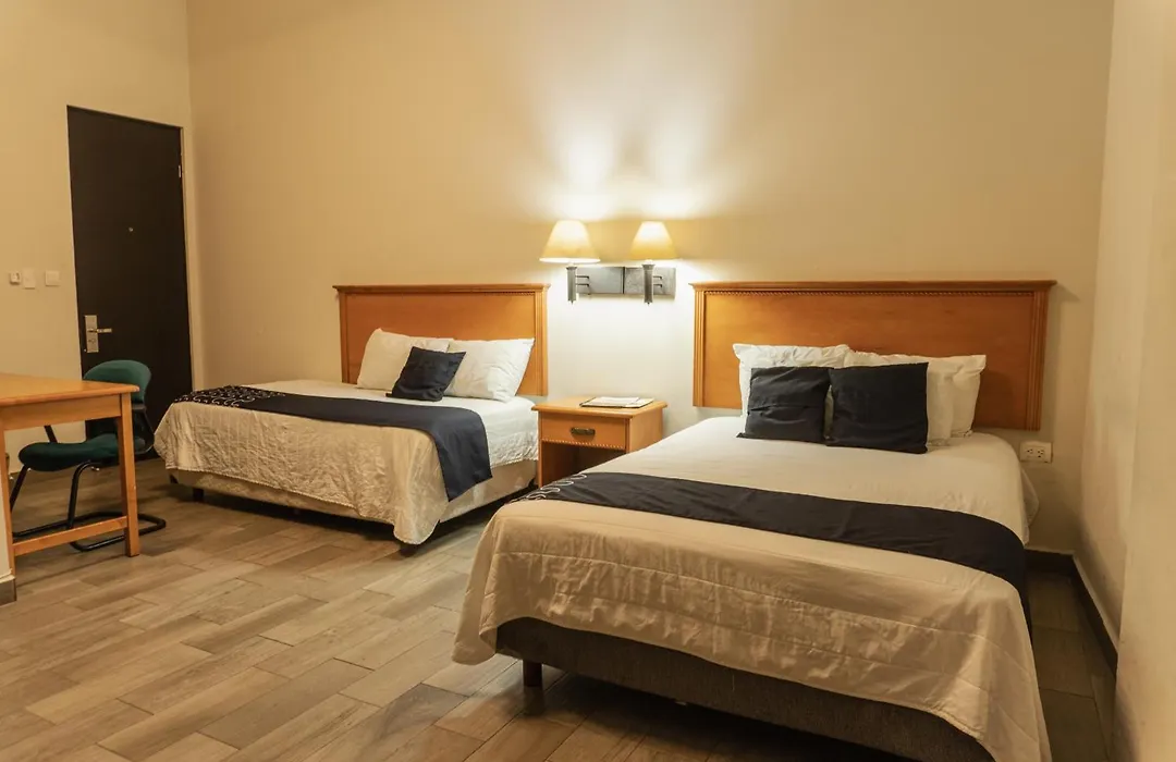 Hotel Boutique De Firma-1