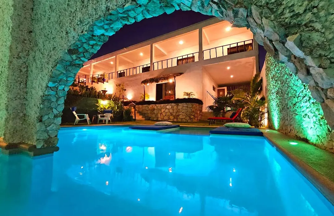 Mayan Majesty Boutique Hotel-1