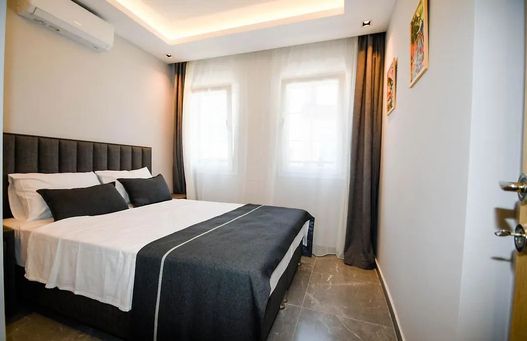 Swan Boutique Hotel-1