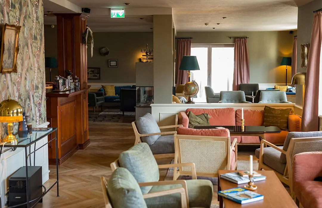 Boutique Hotel Bellevue Lermoos-1