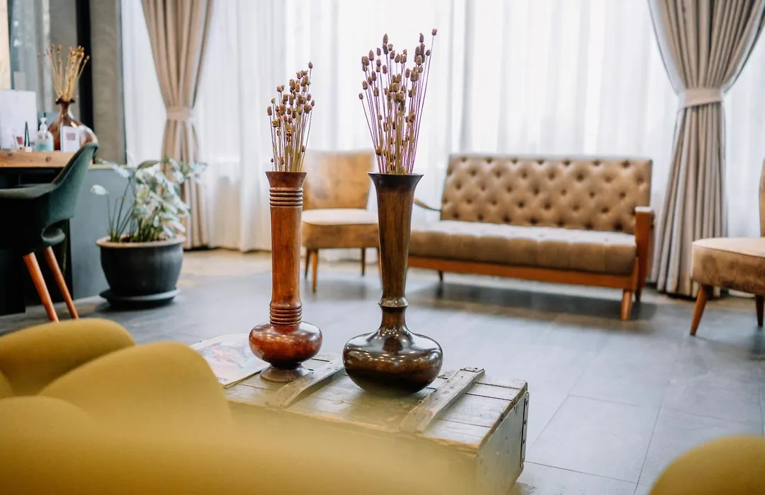S 2 Modern Boutique Hotel-1