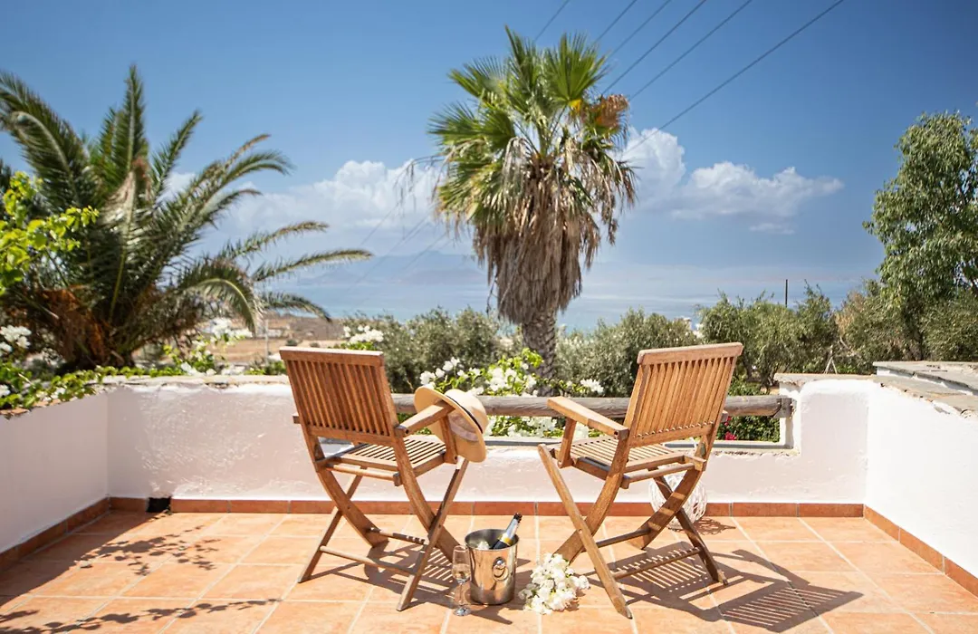 Kavos Hotel Naxos-1
