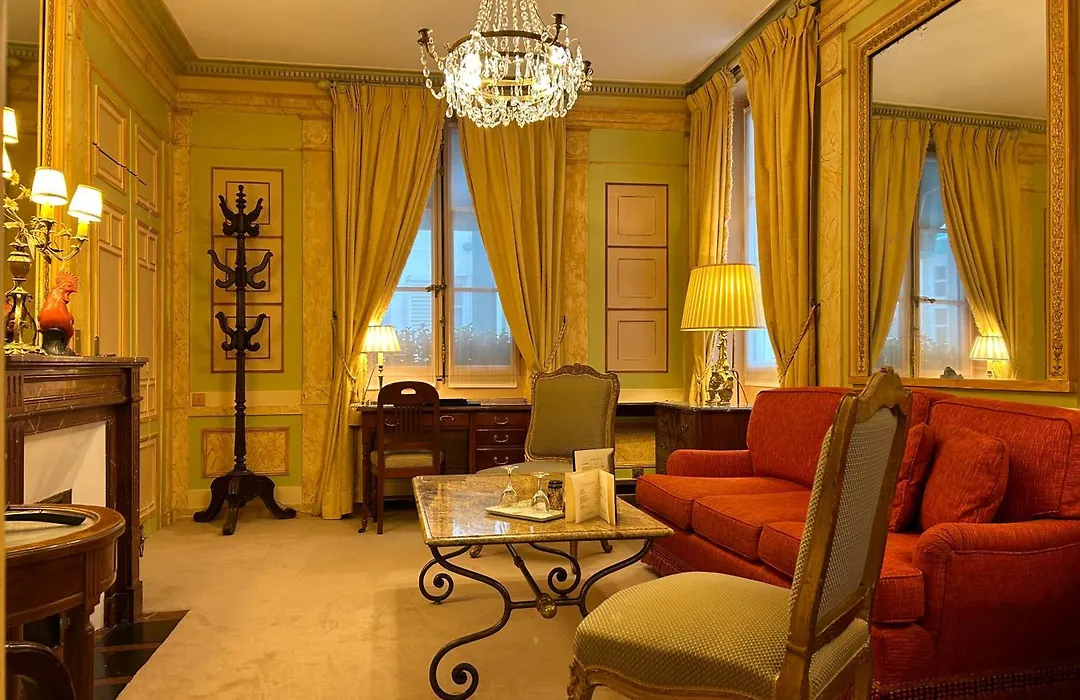 Hotel Duc De St-Simon-1
