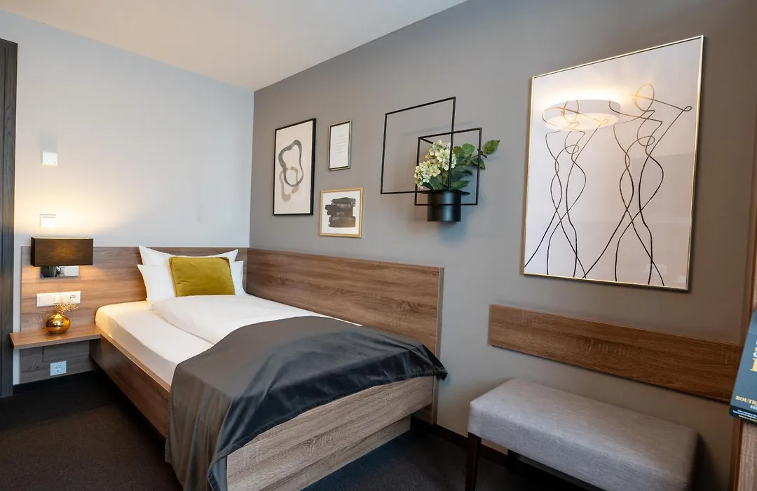 V Boutique Hotel Boeblingen-1