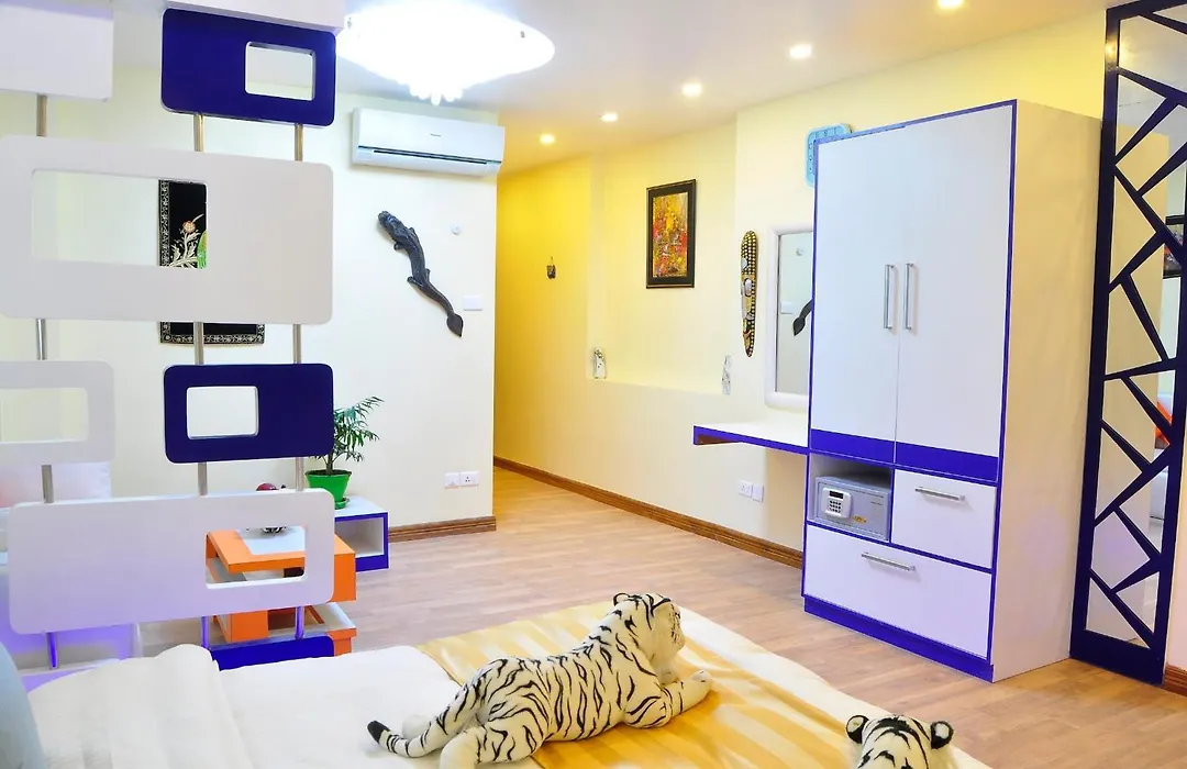 Royal Penguin Boutique Hotel & Spa-1