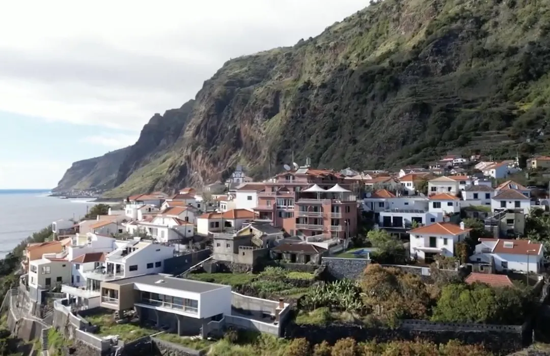 Boutique Hotel Jardim Do Mar-1