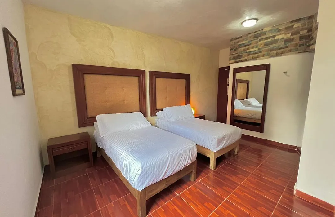 Hotel El Jaguar-1