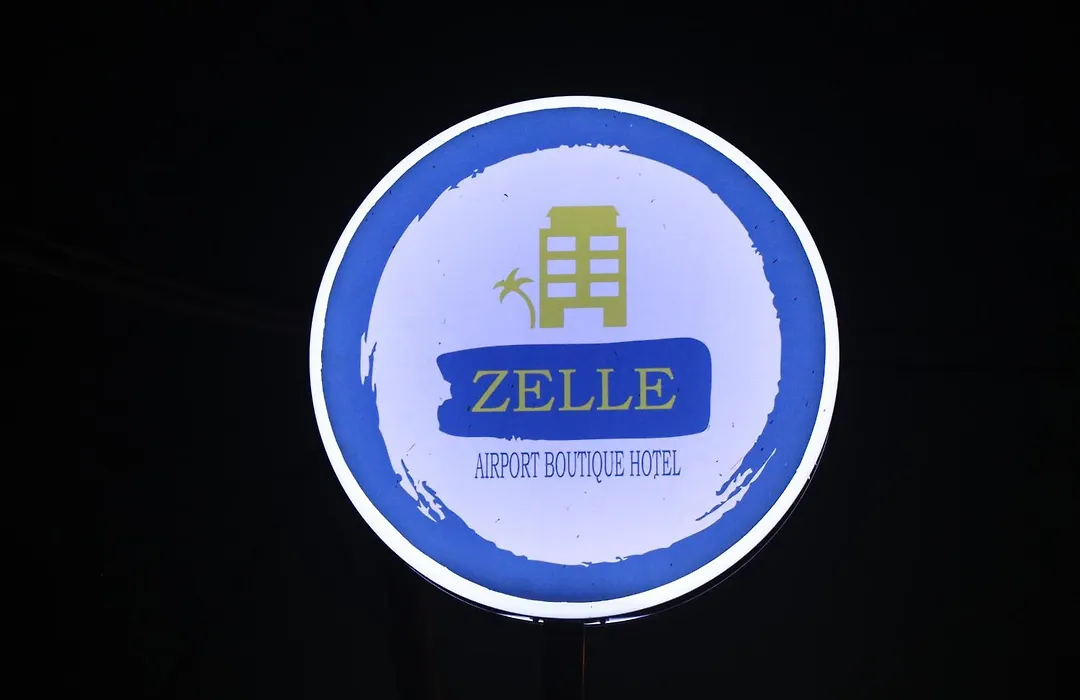 Zelle Airport Suites-1