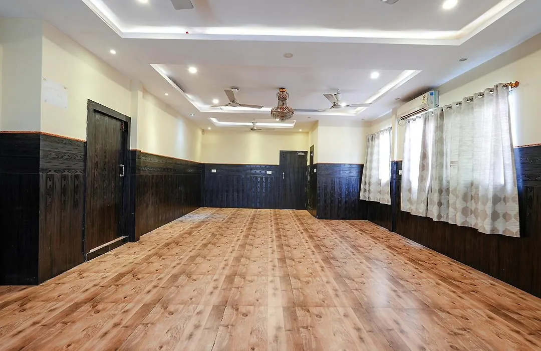 Fabhotel Sairam Residency-1